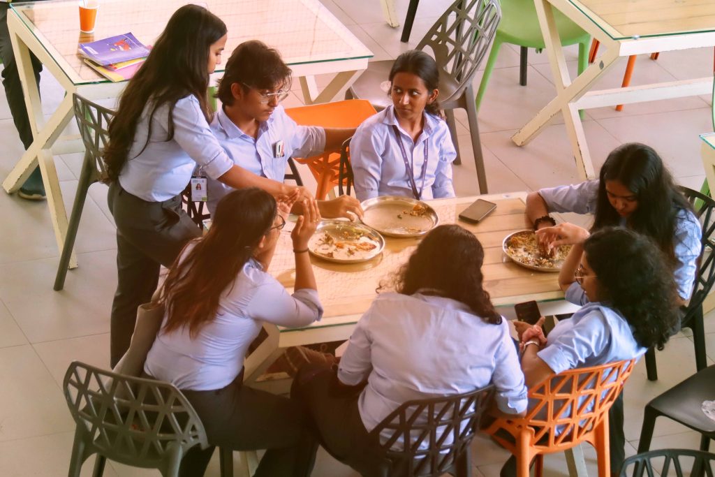 SH College | Canteen